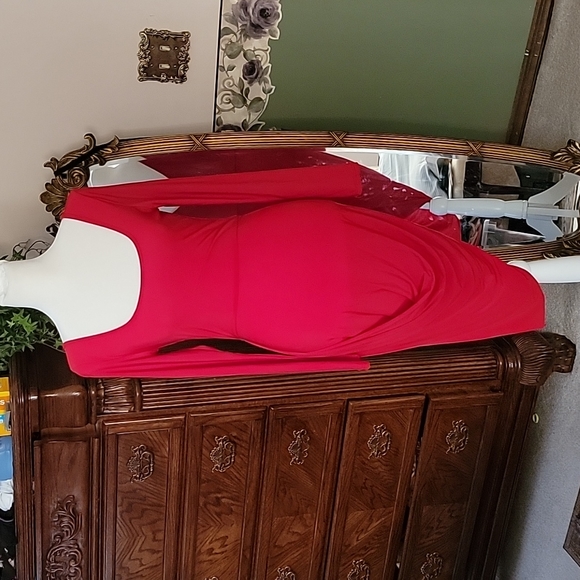 Red Dress - Picture 1 of 5